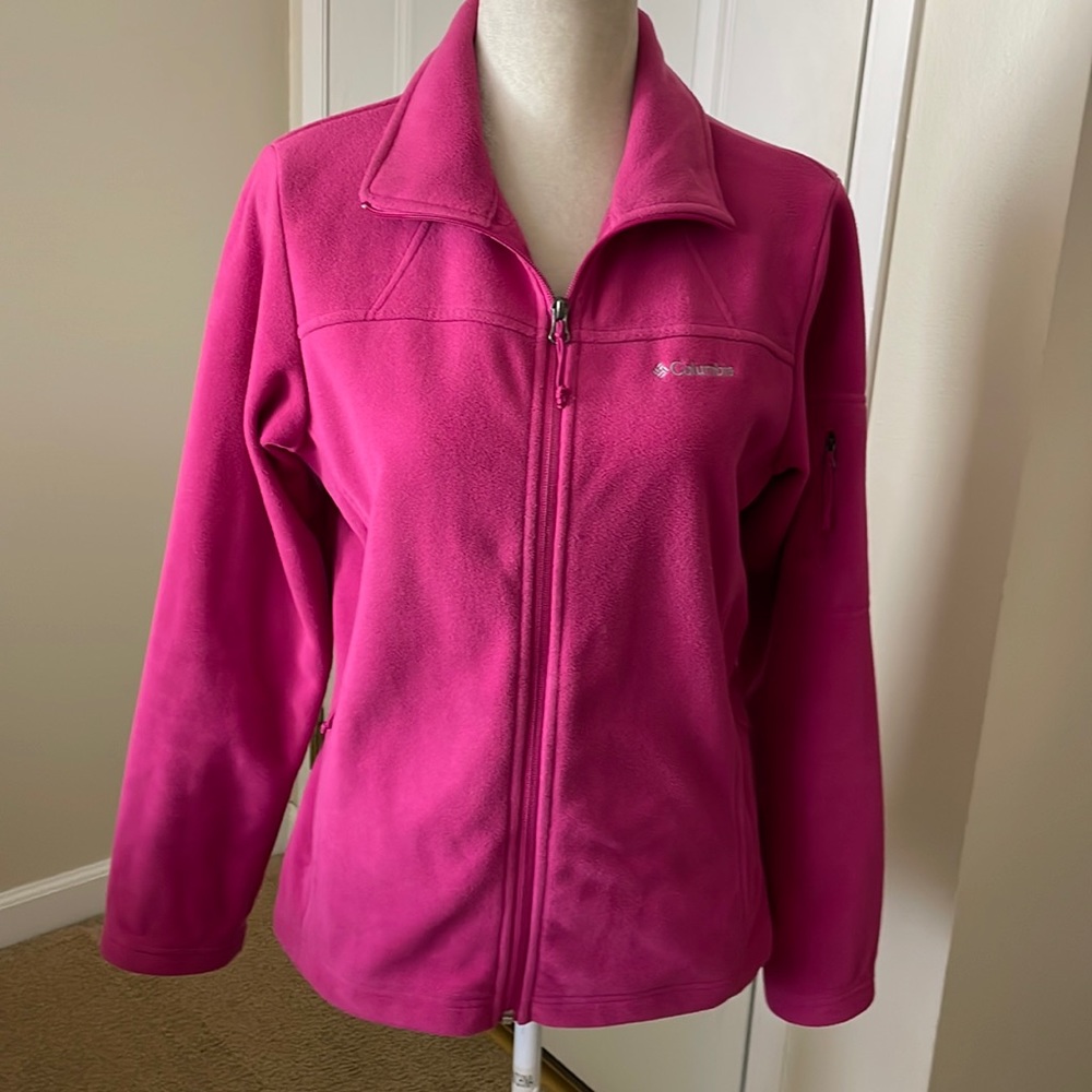 Columbia Women’s zip front fleece jacket. - Picture 1 of 12